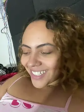 Chloe_Leaozinho 现场XXX聊天