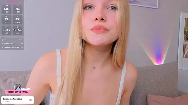 cuteloat élő XXX-chatje