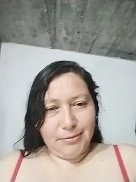 Dayis_2's Live XXX Chat