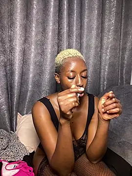 ZolaAmaya's Live XXX Chat