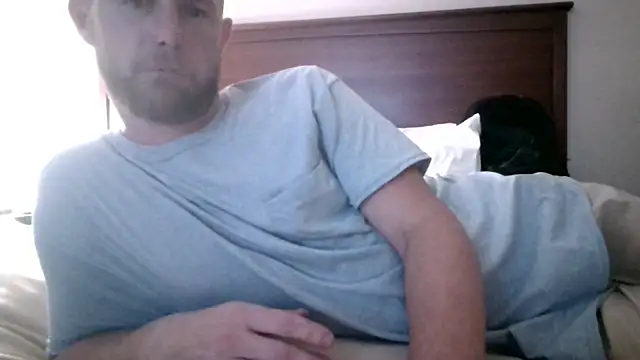 Chatroom XXX en direct de FLAcloudydick