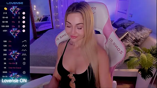 AdeleRoberts – Naživo XXX chat