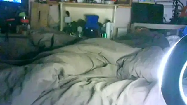 SINC3R3LY_FIR3 Pertunjukan Webcam