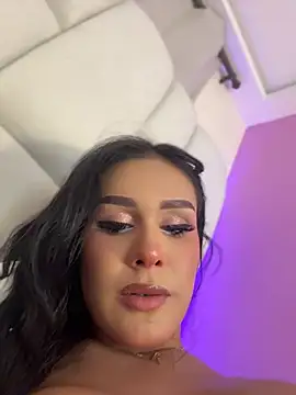 Chat +18 de Ana_leal ao vivo