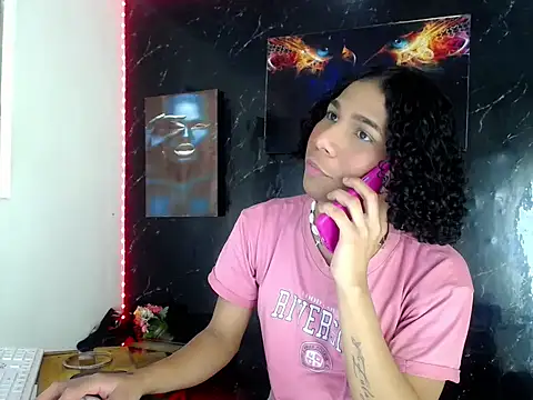 Brittany_Queen_'s Live XXX Chat