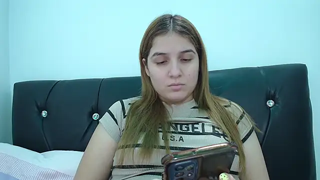 Chat +18 de isabellardiente ao vivo