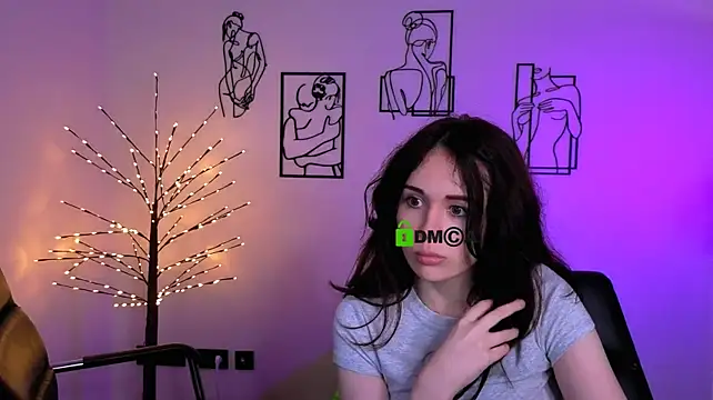 riley_sanders XXX чат на живо