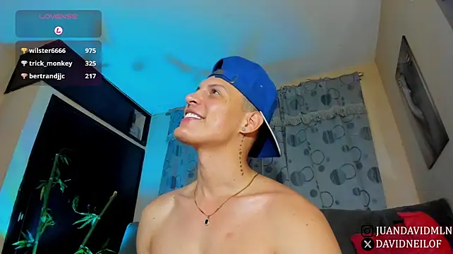 DavidNeill – Naživo XXX chat