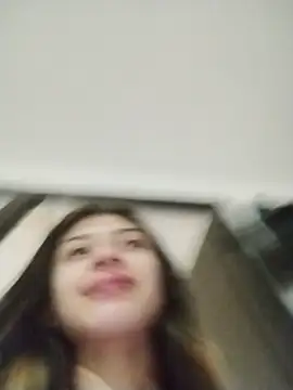 KratosAfroditacs Adlı Modelin Canlı XXX Sohbeti