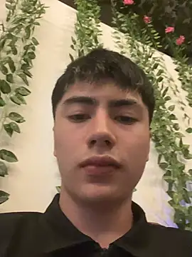 Daxonblace Adlı Modelin Canlı XXX Sohbeti