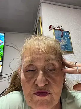 XXX chat uživo modela DulceDiaz