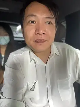 yanyanxixi 在線直播表演