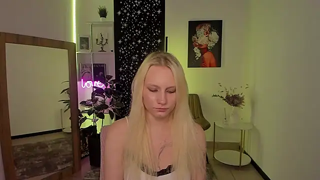 Chat +18 de ElodieRenaud ao vivo