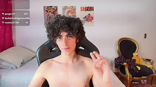 Nude_Boy18: онлайн-секс-чат