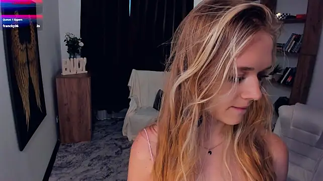AleneHayek's Live XXX Chat