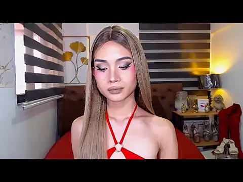 JuicyCockThea élő XXX-chatje