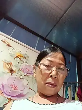 XXX chat uživo modela Sky-rain98