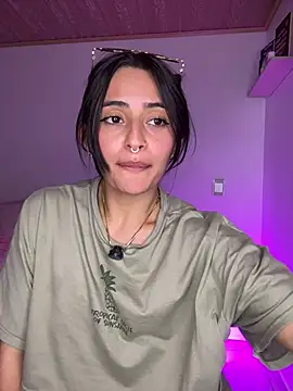 NandaVixen's Live XXX Chat