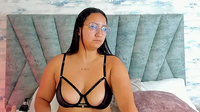 MelanyRodas XXX чат на живо