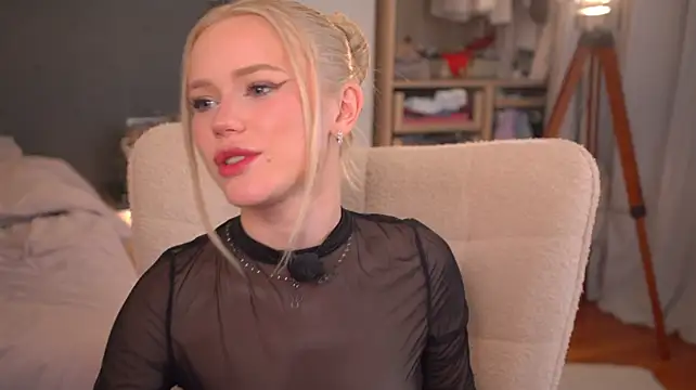 XXX chat uživo modela LexieLoree