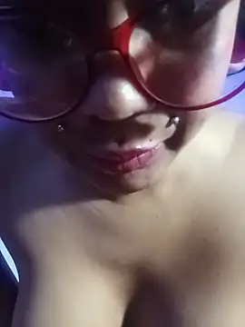 xblackstarX1's Live XXX Chat