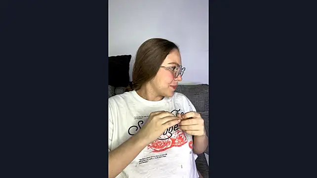 Abyy_1 Live XXX-Chat