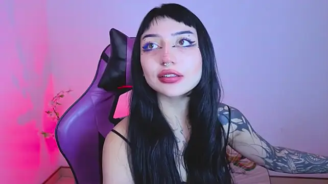 Chatroom XXX en direct de catipetite