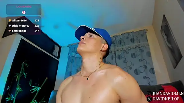 Czat XXX na żywo – DavidNeill