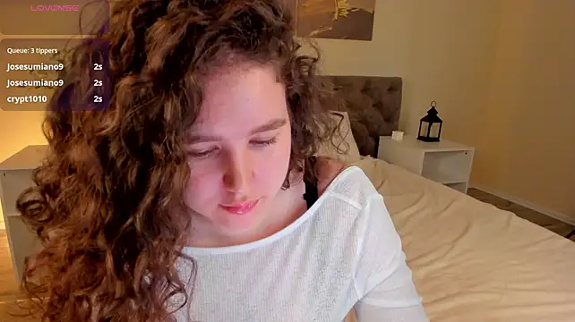 Ariella_Sol 现场XXX聊天