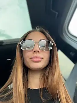 Charming_Ritta Chat XXX live