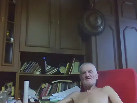 1973teacher Adlı Modelin Canlı XXX Sohbeti