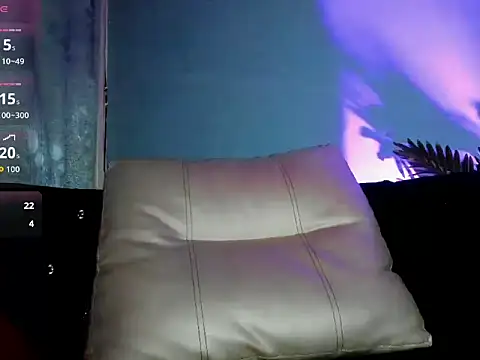 Cataleya__Marin élő XXX-chatje