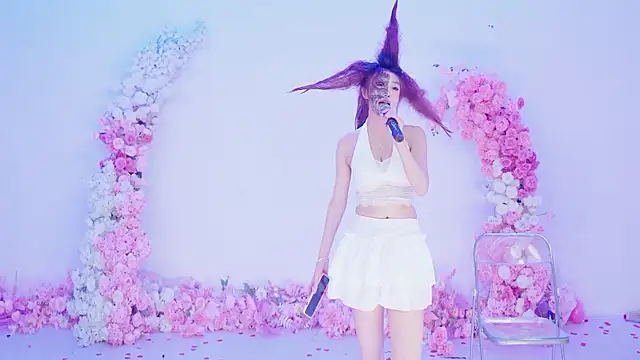 Luckygirls-339: онлайн-секс-чат