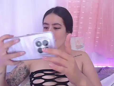 AlisonBery Adlı Modelin Canlı XXX Sohbeti
