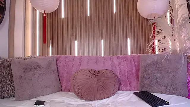 XXX chat uživo modela Chloe_Lombardi
