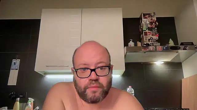 theitalianbear – Naživo XXX chat