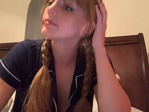 Show modela hotjordan1 na web-kameri