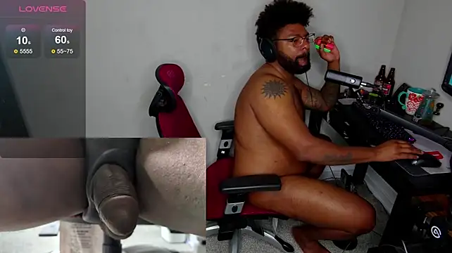 BlackStarMagnum's Live XXX Chat