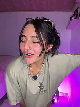 NandaVixen Live XXX-Chat