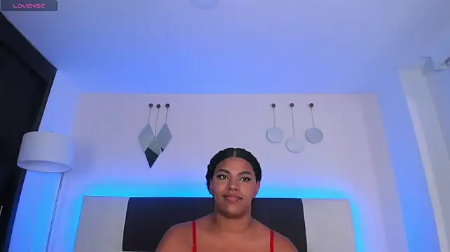 Онлайн чат XXX Sky_Loren