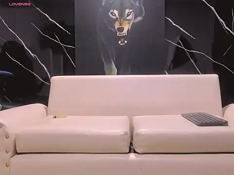 XXX chat uživo modela TitoBell