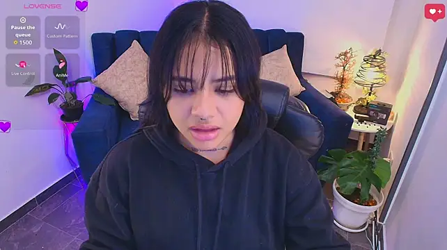nicemiiaa7_'s Live XXX Chat