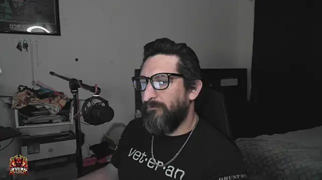 DevilPup75_ XXX чат на живо