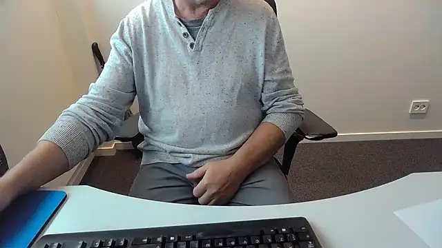 צ'אט XXX בשידור חי של Buggemann