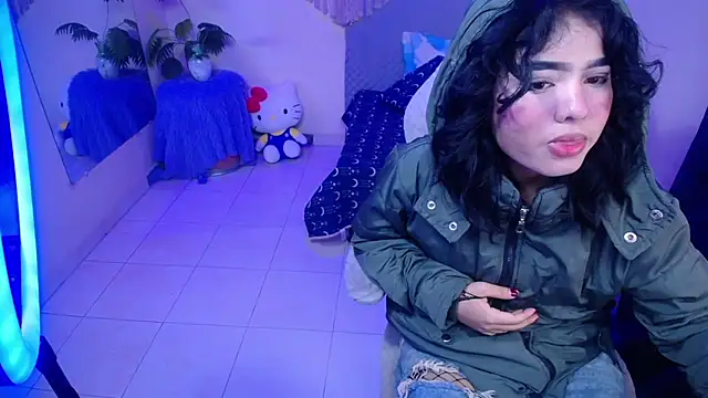 צ'אט XXX בשידור חי של raven__dark