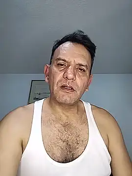 צ'אט XXX בשידור חי של Senkoreman_hard