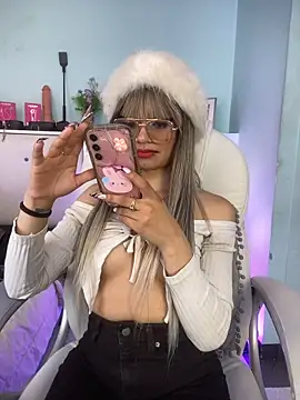 Chatroom XXX en direct de Emerald_gh
