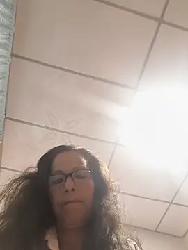 צ'אט XXX בשידור חי של sexiigatica