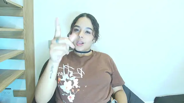 צ'אט XXX בשידור חי של Isis_Bladee
