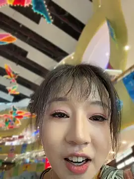 צ'אט XXX בשידור חי של feifei_7788